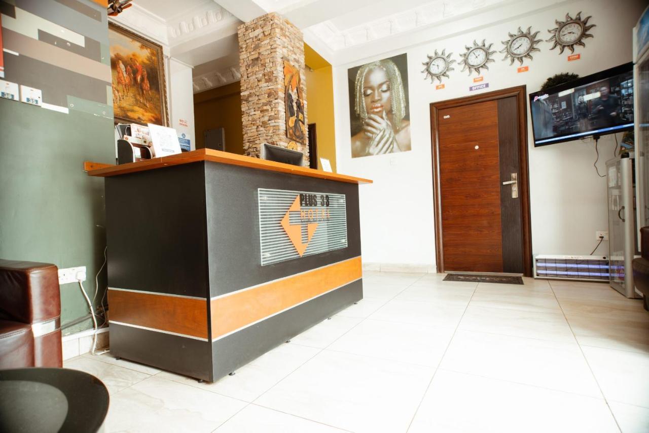 Plus 33 Hotel Nungua Bagian luar foto