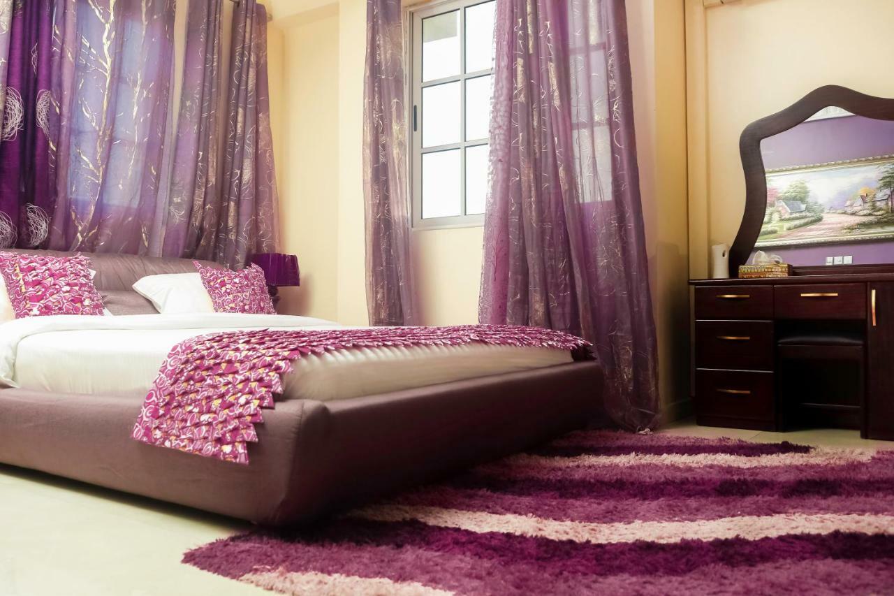 Plus 33 Hotel Nungua Bagian luar foto